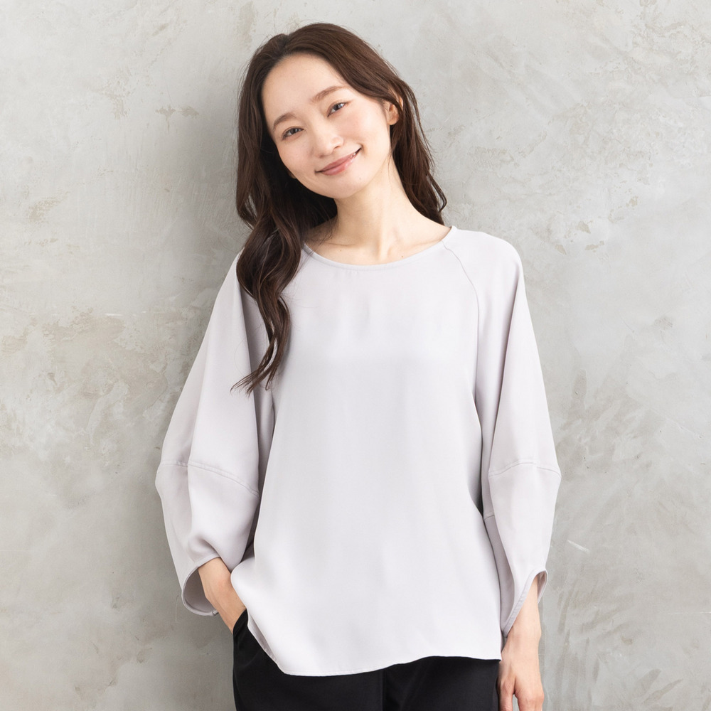 21号(6L~) ダブルバックサテンブラウス1