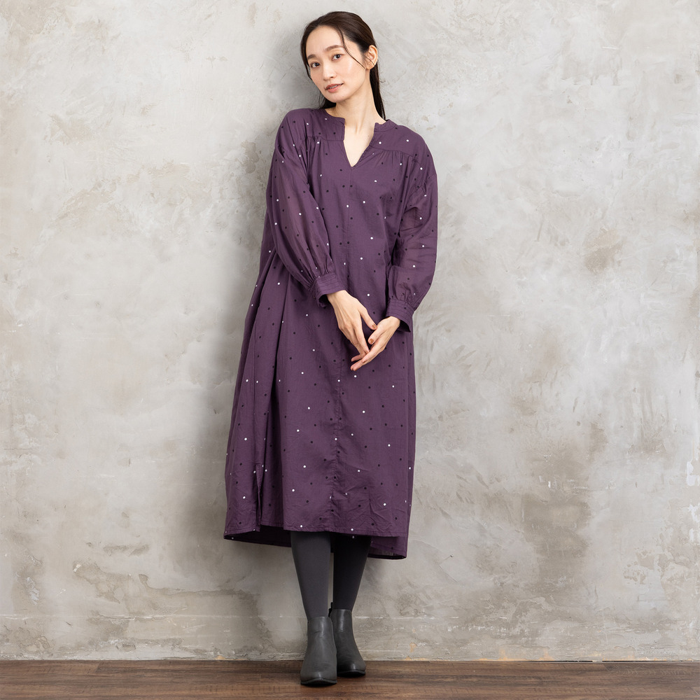 21号(6L~) ホイルドットプリントキーネックワンピース1