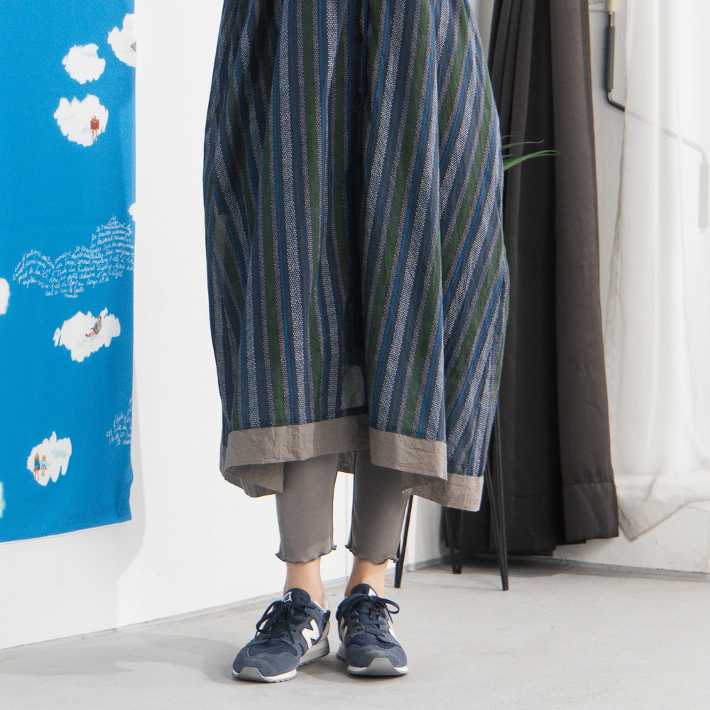 裾メローレギンス1