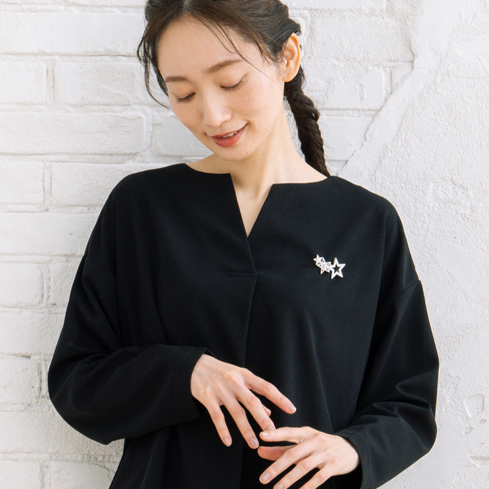 スタービジューブローチ3