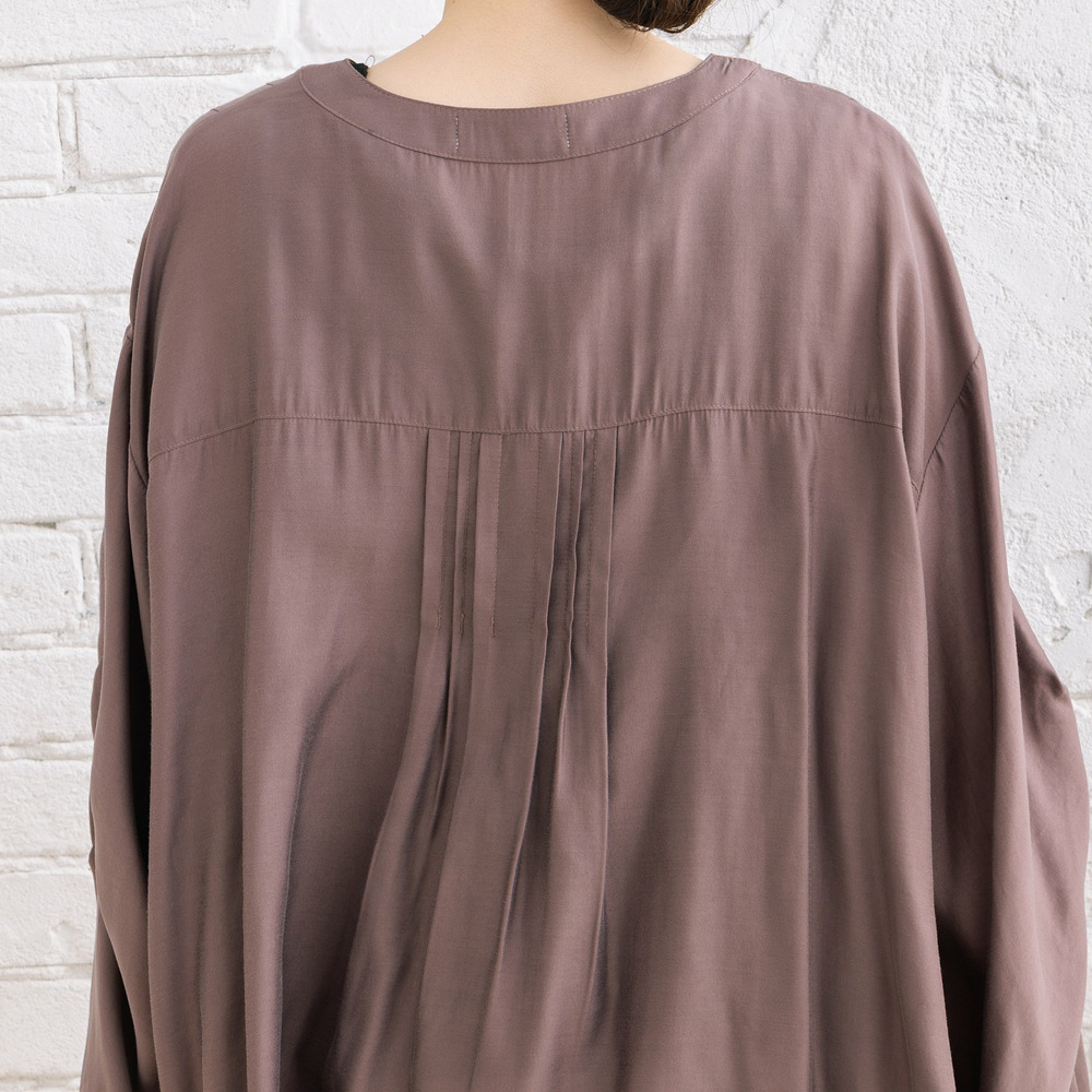 21号(6L~) シルキーローンピンタックチュニック17