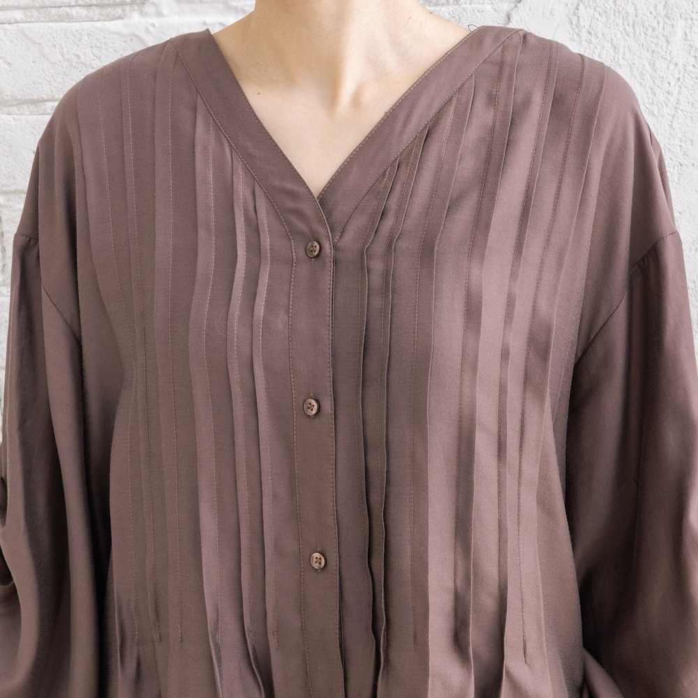 21号(6L~) シルキーローンピンタックチュニック18