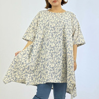 【7L-10L】【大きいサイズレディース】【日本製】綿麻混ナチュラルガーデンプリントフレアチュニック