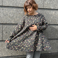 [5L][日本製]ビエラ微起毛花プリントフレアチュニック
