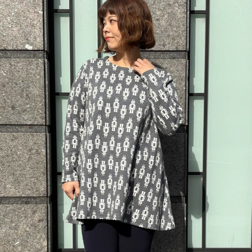 ロボット柄ジャガードチュニック2