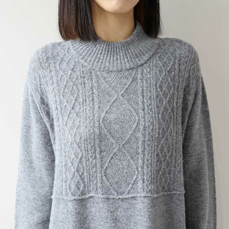 ケーブル切替えハイネックニットワンピース15