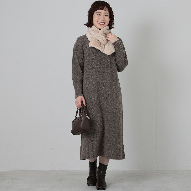 ケーブル切替えハイネックニットワンピース7