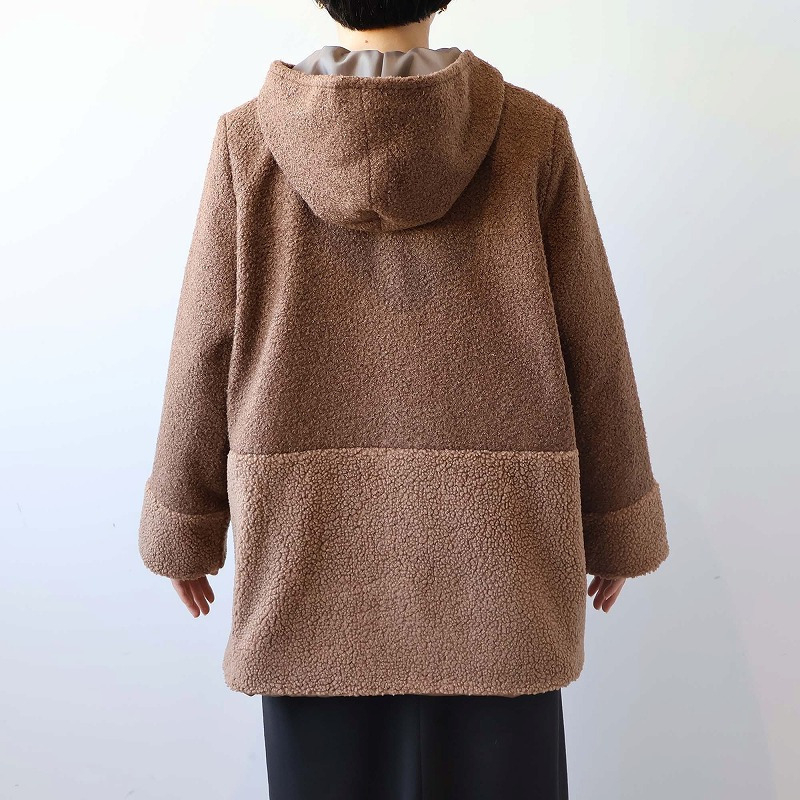 ミックスボアフーテッドジャケット16