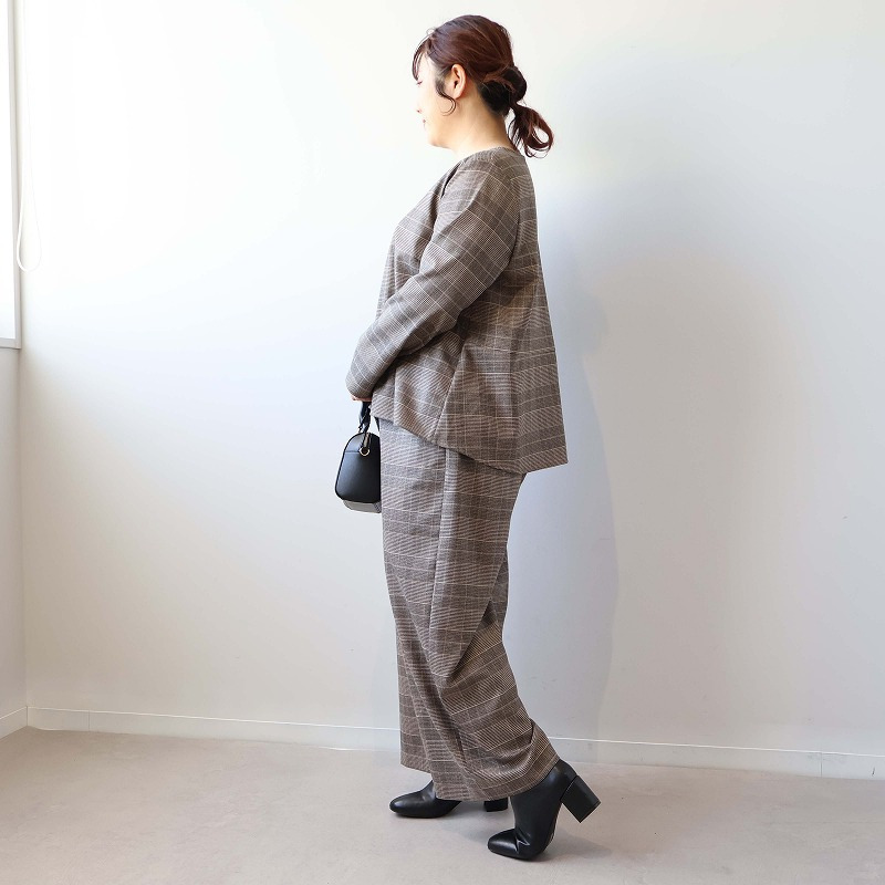 【セットアップ】柔らかニットツイルバックフレアブラウス9