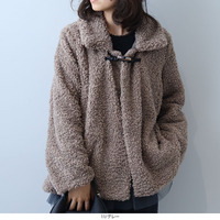 ふんわりループボアジャケット