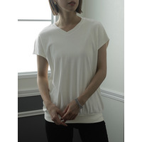 コットンフレンチVネックTシャツ　大きいサイズ レディース