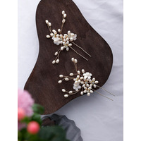 フラワーモチーフヘアピン2本セット