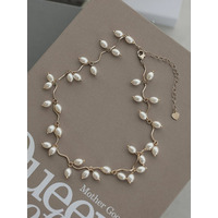 シズクパールウェーブネックレス