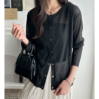 カーデにもなる前後2WAYシアーリブトップス