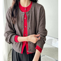 フェイクレイヤードクルーネックカーデ