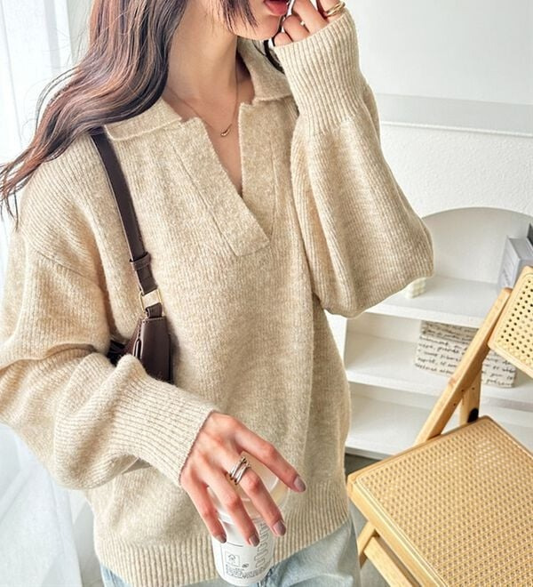 スキッパーポロ衿ニットトップス