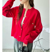 ロングシーズン使える！ゴールド調ボタンニットカーデ