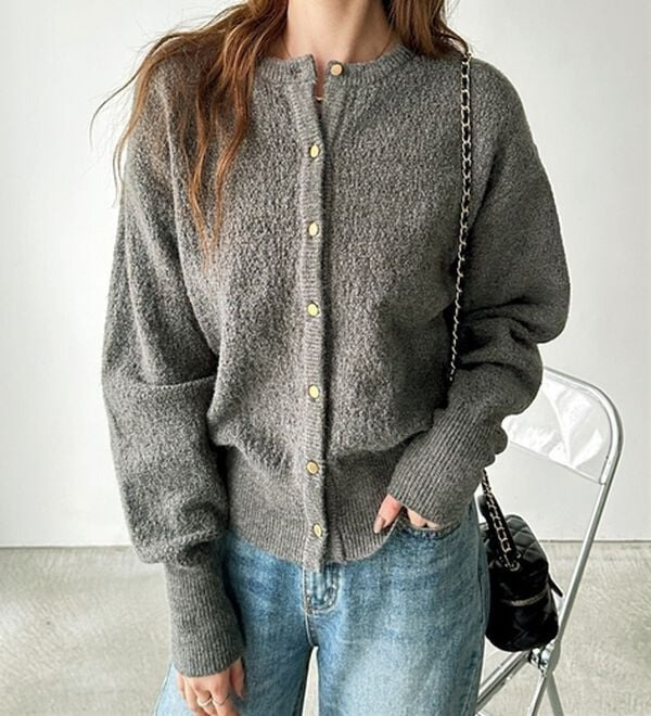 ゴールドボタン表面感クルーネックカーディガン10