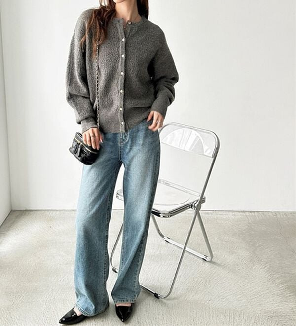 ゴールドボタン表面感クルーネックカーディガン11