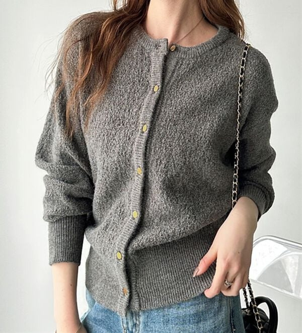 ゴールドボタン表面感クルーネックカーディガン7