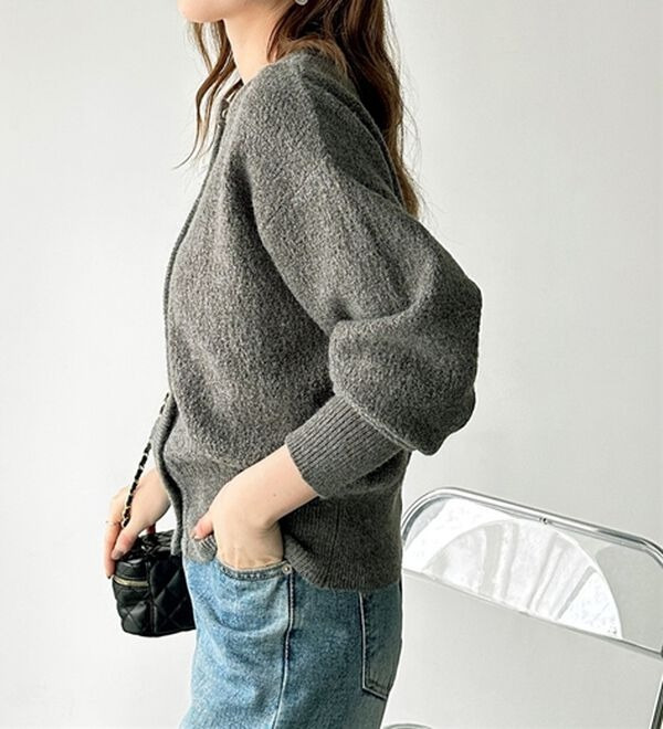 ゴールドボタン表面感クルーネックカーディガン8