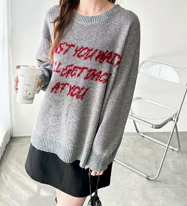 配色ロゴジャガードニット1