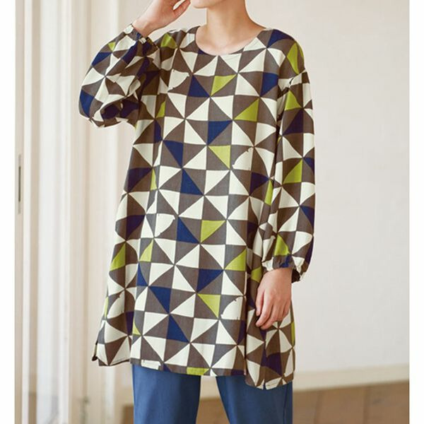 すぽっと着れるゆったりプリントチュニック  
