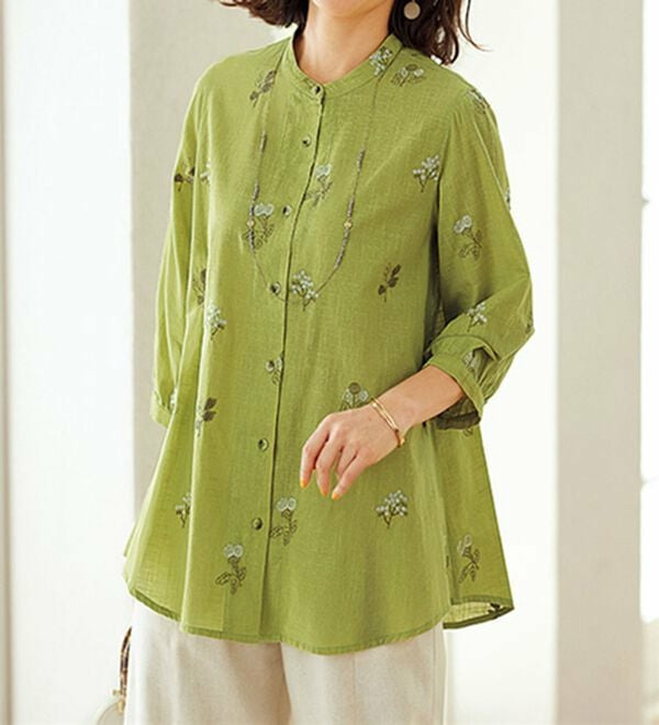 綿１００％スラブ配色刺しゅうブラウス　　  