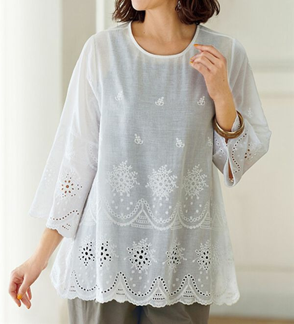 気になる二腕隠し綿１００刺しゅうブラウス  