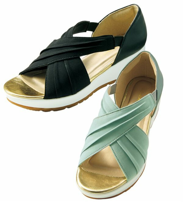 クロスデザインウェッジサンダル　　　　　  