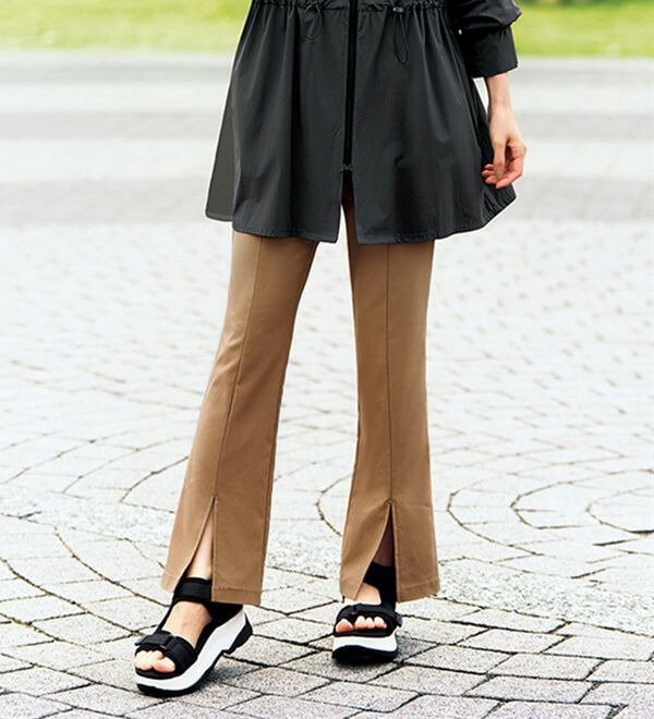 ＜ＬＥ繊維混＞スリットフレアーパンツ　　  