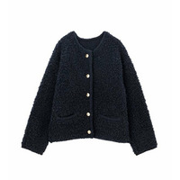 ゴールド調ボタンループ編みニットジャケット