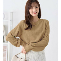 着映えが叶う！立体ジャカード素材パフ袖ゆるトップス