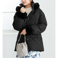 ファー付きミドル丈中綿コート