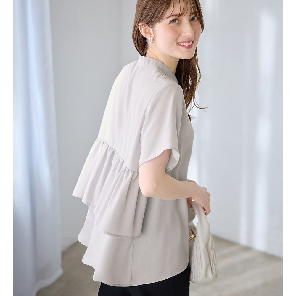 【イージーケア】バックフリルデザインブラウス
