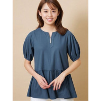 パール調キーネックペプラムチュニック