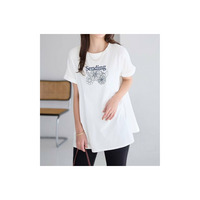 大人の華やかプリントチュニックＴシャツ