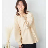 大人の抜け感裏起毛サイドボタントップス