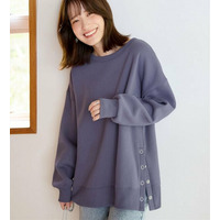 大人の抜け感裏起毛サイドボタントップス