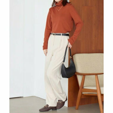 ふんわりタッチ裏起毛ハイネックプルオーバー18