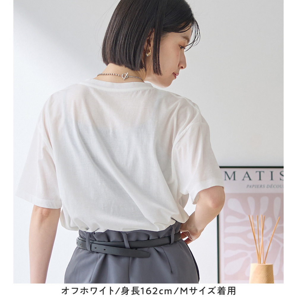 ほんのり透け感綿混セミシアートップス22