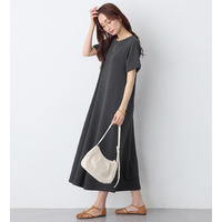 【ロング丈】ひんやり＆シワになりにくい　エンボス素材Ａラインワンピース