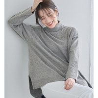 ゆったり着られるハイネックニットチュニック