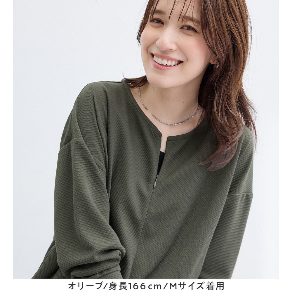 細見えラインリップル素材ジップトップス28