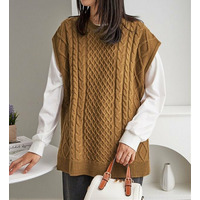 ケーブル柄ニットベスト　　大きいサイズ レディース