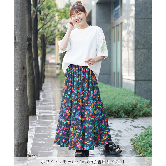 グアテマラ凧揚げスリーブ刺繍Tシャツ【アリノマ/Alinoma】 グアテマラ凧揚げスリーブ刺繍Tシャツ【アリノマ/Alinoma】