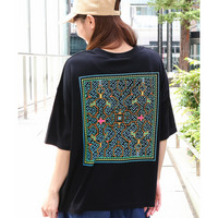 エンブロイダリータッチシピボプリントTシャツ