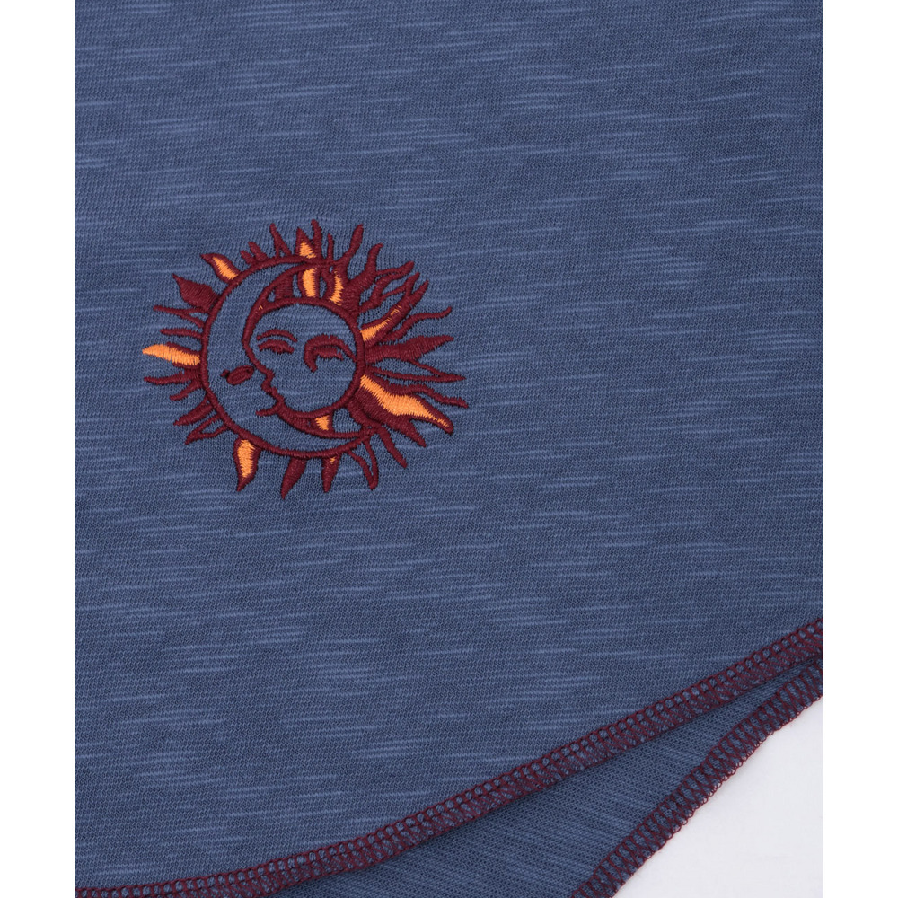 吸湿発熱ワンポイント刺繍ロングTシャツ15
