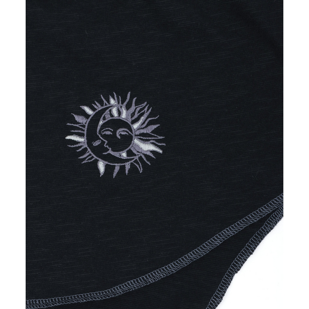 吸湿発熱ワンポイント刺繍ロングTシャツ16