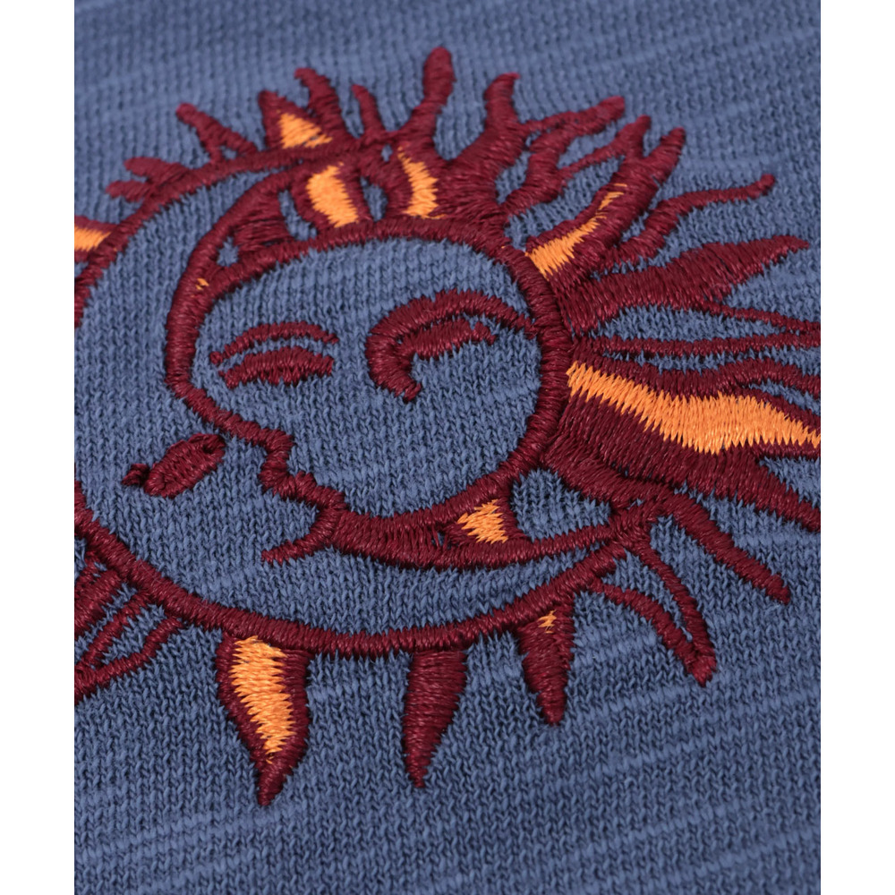 吸湿発熱ワンポイント刺繍ロングTシャツ17